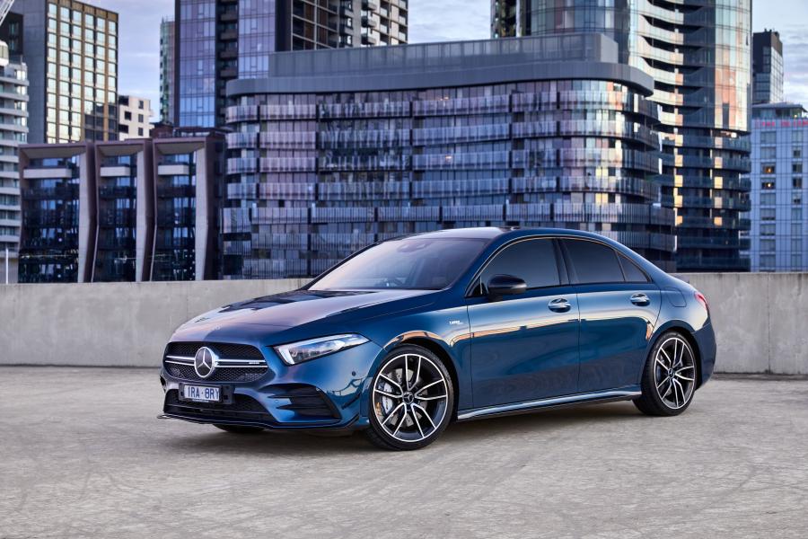  Mercedes-AMG A35 4Matic Sedan (V177) 2020 года  (AU) (фото 28 из 41)